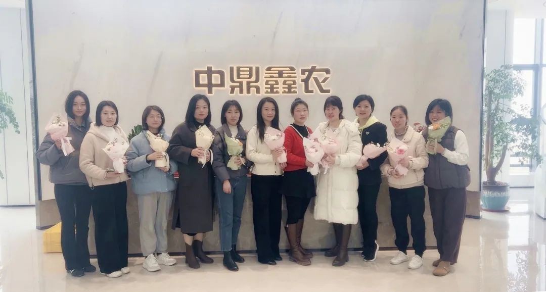 寵愛女神節(jié)，鼎鑫集團(tuán)送出花海與甜蜜驚喜！
